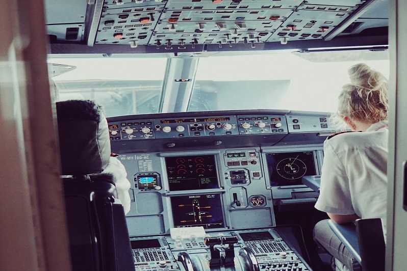 L'eccezionale storia della prima donna pilota d'aereo del mondo